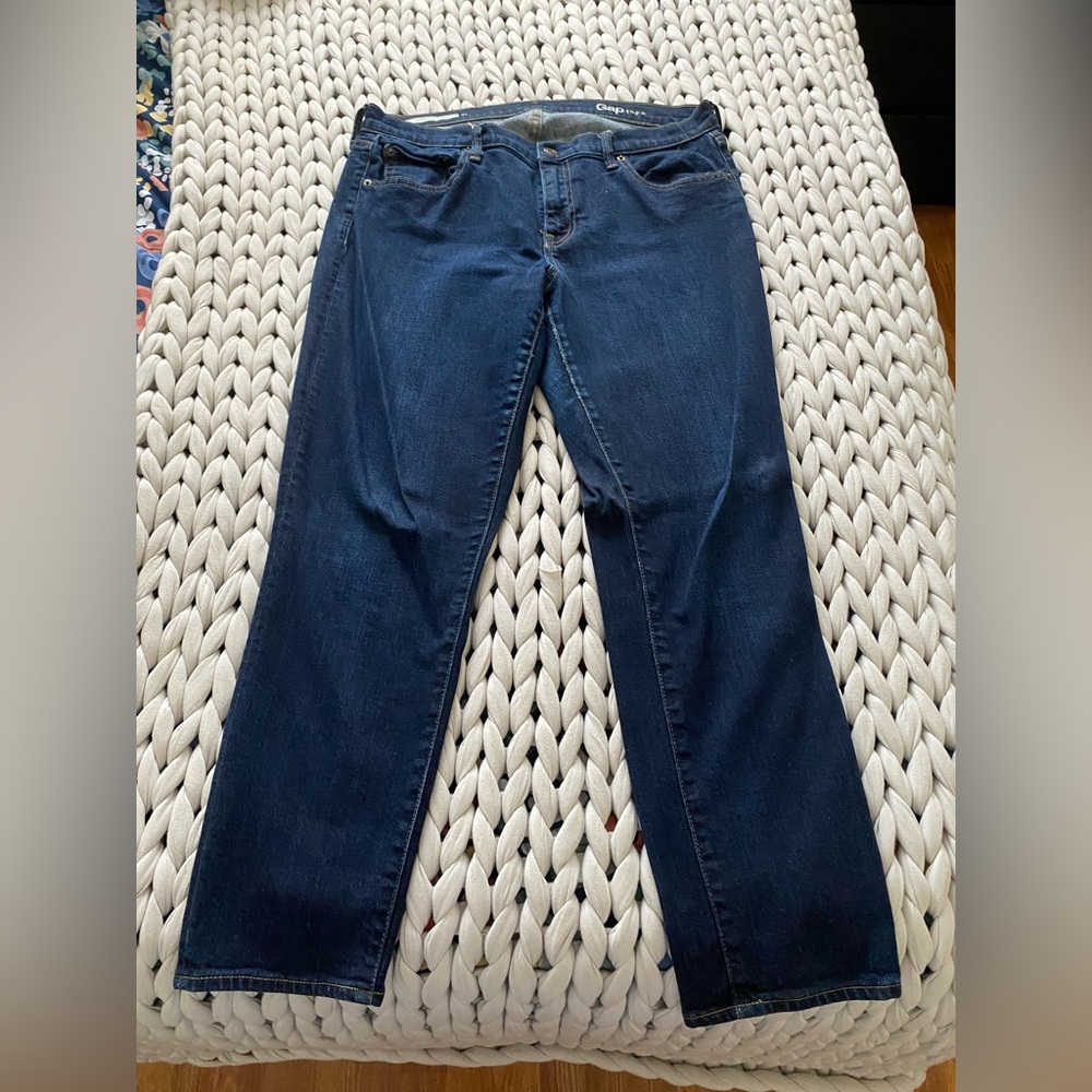 Gap Girlfriend Jean Size 31